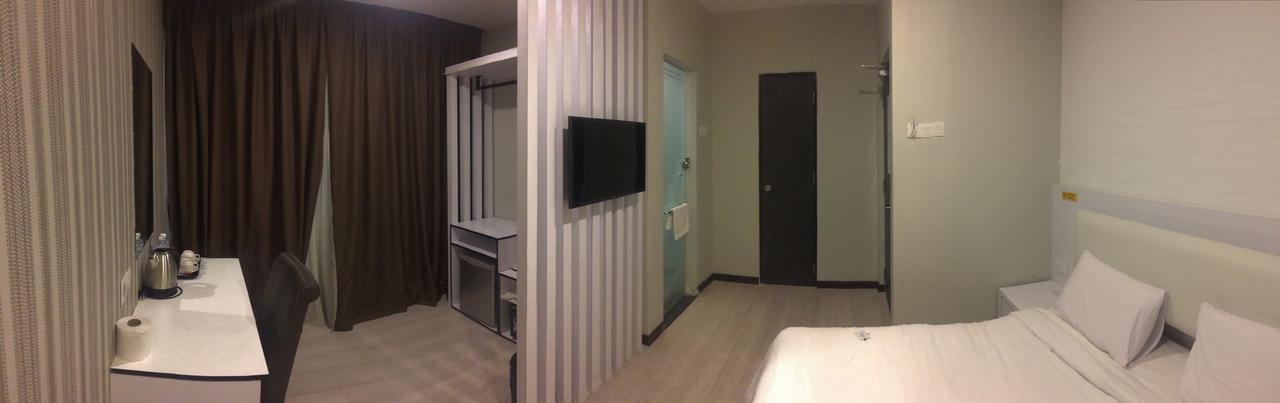 Gurney 3* George Town